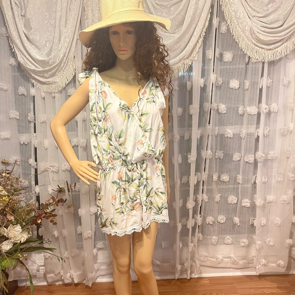 Plump Pretty Sugar Floral Romper